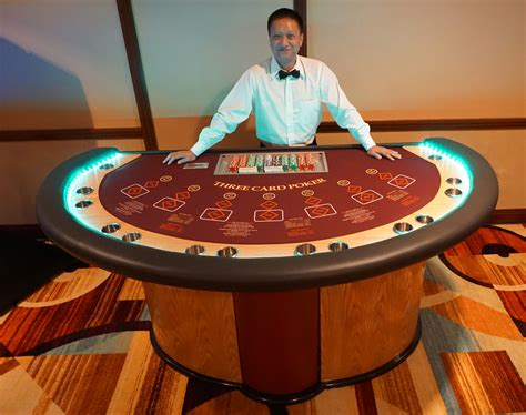 three pictures casino game
